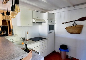 APARTMENT/MAZET - 300 m NARTELLE BEACH - GARDEN AND TERRACES - IDEAL FOR 4