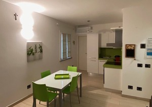 Apartment 'Montecristo 2' Near the Beach with Wi-Fi, A/C & Terrace
