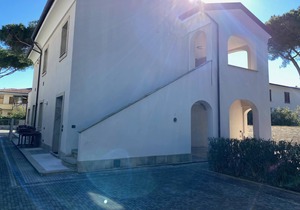 Apartment 'Montecristo 2' Near the Beach with Wi-Fi, A/C & Terrace