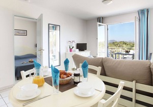 Apartment with a dishwasher, beach at 2.5 km.