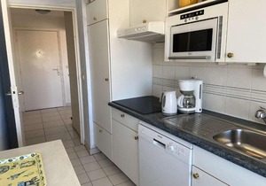 Appartement 2 pièces à Fréjus, proche commerces, thalasso, animaux admis - FR-1-226A-120