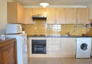 Appartement 2 pièces avec mezzanine, terrasse et parking, à 500m de la plage - Fréjus - FR-1-226A-42