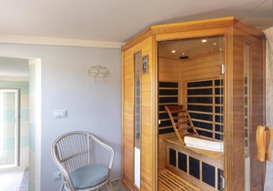 Beautiful apartment in Viareggio with 3 Bedrooms, Jacuzzi and Sauna