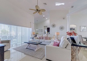 Beautiful home with private pool and spa near to Champions Gate and Disney