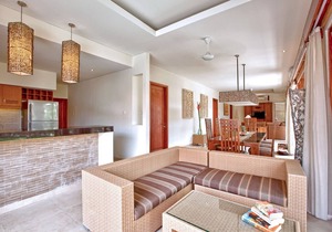 BEST LOCATION! 4BR Villa Near The Beach!, Sanur! - 4Min Drive To Night Market!