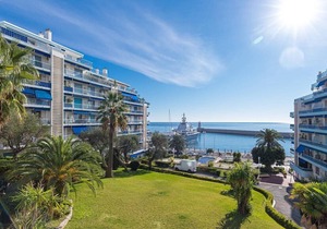 BLEU RIVAGE AP4006 by RIVIERA HOLIDAY HOMES