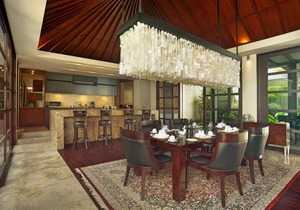 Book 3 Bedroom Luxury Pool Villa Jimbaran, Staff