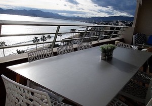 Cannes - 3 Rooms facing the Midi beaches, 6 people