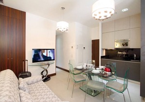 Cannes Apartment with Patio