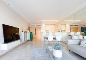 Carlton area chic 2 bedrooms 2 baths