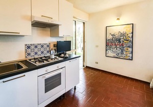 Casetta Eden apartment near the beach with pool and garden