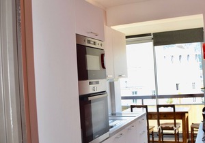 Center Beaulieu sea view 2 rooms quiet and sunny with swimming pool