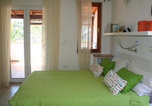 Charming apartment just 3 minutes walk to the sandy beach