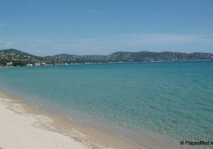 Charming Provencal house, beautiful view, near beach, swimming pool, tennis