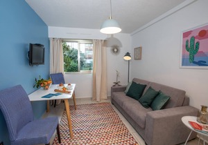 Charming Riviera 1E - One Bedroom Apartment, Sleeps 4