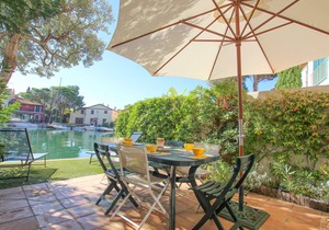 Close to the beach house 5/6 persons with mooring
