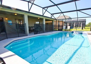 Contemporary 5 Bed 3 Bath House - Near Walt Disney World W/ great amenities