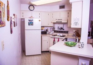 Country Club Condominium