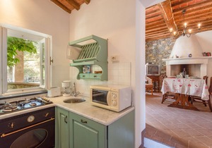Country House/Farm House in Mastiano with 2 bedrooms sleeps 4