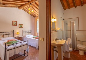 Country House/Farm House in Mastiano with 2 bedrooms sleeps 4