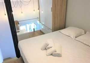 Duplex balcon centre mer 502