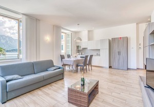 "Elegant and spacious apartments 80 m from the lake in Griante, nice resort on Lake Como, 3 km from