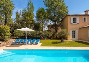 Elegant Villa in Fayence