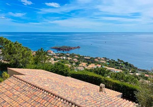 Family villa with Unique Sea view for 11people