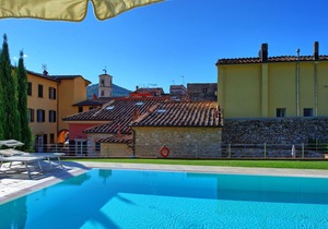 Flavia 5 - Vacation Rental with swimming pool in Lucca