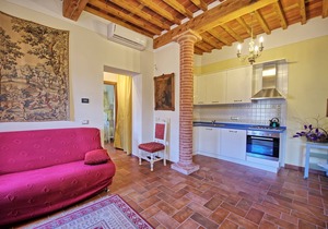 Flavia 6 - Vacation Rental with swimming pool in Lucca