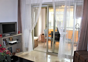 Gambetta: 2BDR Apartment