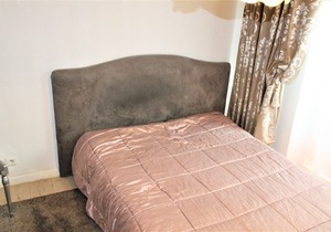 Gambetta: 2BDR Apartment