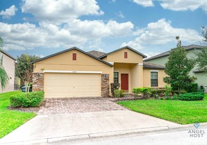 Gigantic Orlando Dream Home Close to Disney!