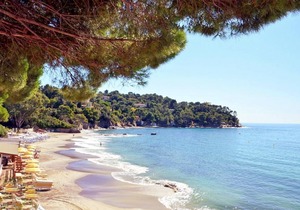 Gorgeous villa facing the sea 3 - 5 mints stroll to beach