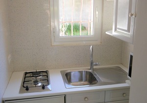 Gorgous, independent studio with terraces