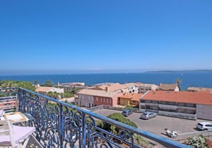 Grand Hotel