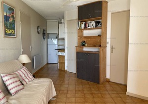 Ground floor T2 with terrace in Rayol-Canadel