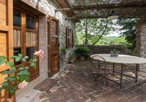 Holiday apartment Pomaia for 1 - 5 persons with 2 bedrooms - Holiday apartment