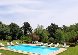 Homerez - Nice appartement for 6 ppl. with shared pool and terrace at Montecarlo