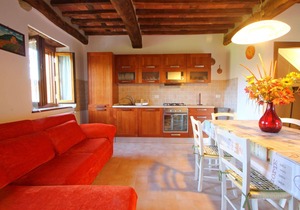House in Camaiore center for 5 People with Garden