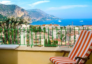 House, superb sea view between Nice and Monaco