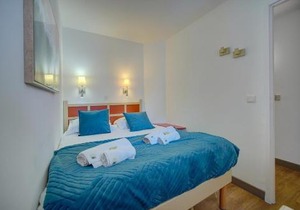 IMMOGROOM - 2 Rooms - Renovated - Pool - Air conditioning - Parking - Wifi