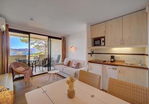 IMMOGROOM - 2 Rooms sea view renovated - Pool - Terrace - Parking