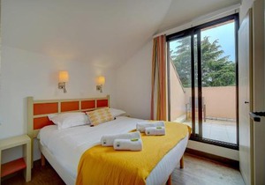 IMMOGROOM - 3 Rooms - Renovated - Pool - Air conditioning - Parking - Wifi