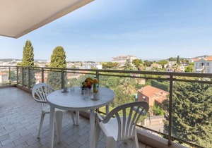 Le Floriana by Interhome