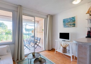 Les Coteaux de la Nartelle by Interhome