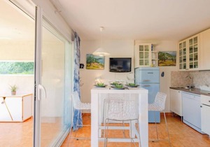 Les Coteaux de la Nartelle by Interhome