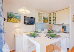 Les Coteaux de la Nartelle by Interhome