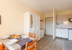 Les Pins Ensoleilles by Interhome