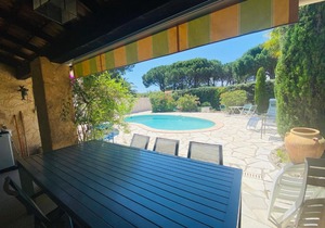 Les Pins Ensoleillés